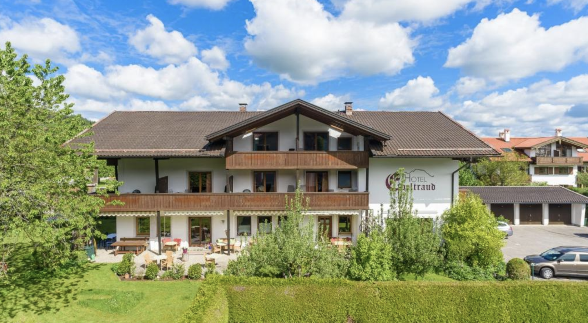 Kleines Hotel Edeltraud - Hotel in Aschau im Chiemgau